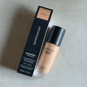 bareMinerals BarePro 24HR Wear Foundation Light 28 Neutral